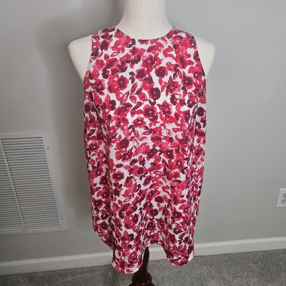 Who What Wear Red Floral Sleeveless Top  XL